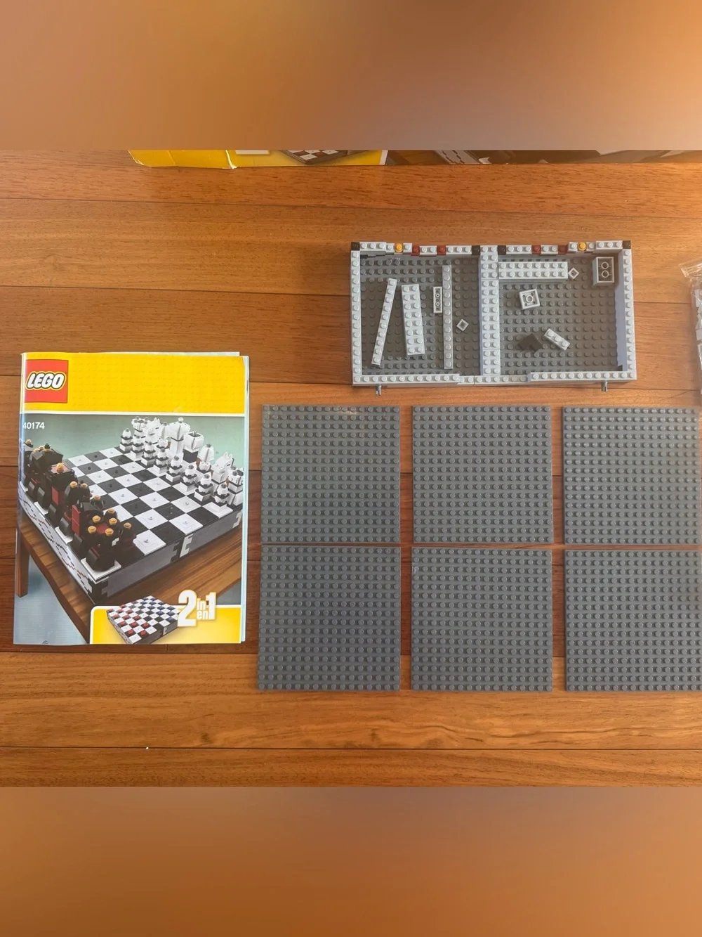 LEGO 40174 Iconic Chess Set – Retired